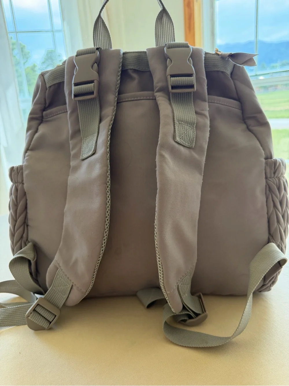 Mommoré Quilted Gray Women’s Backpack Tote